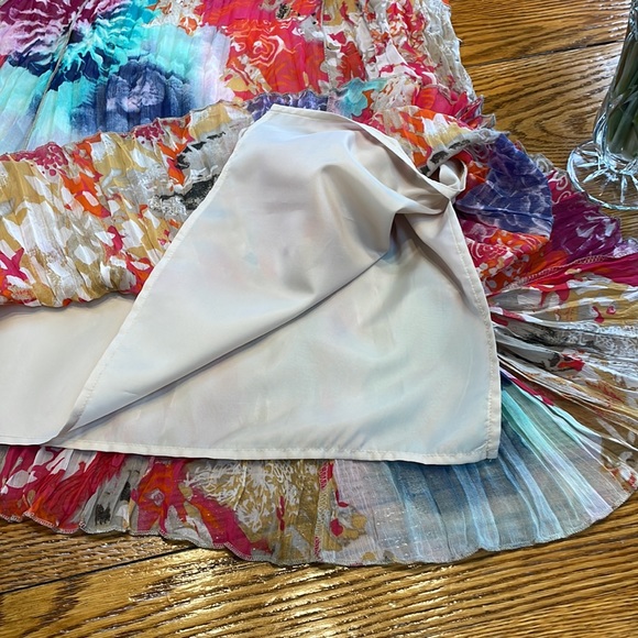 Tribal brand multicolor crinkled floral print skirt, size 10. Great condition. - Picture 7 of 11